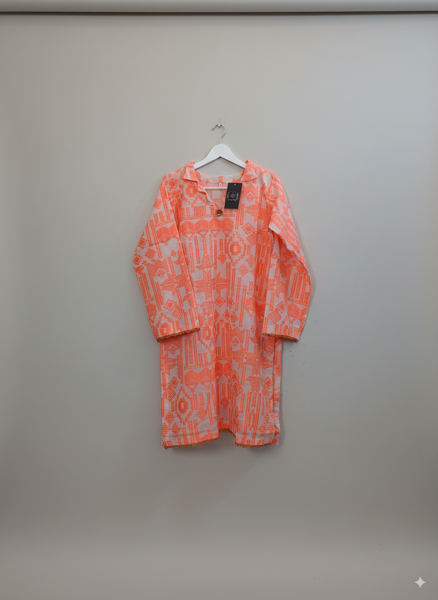 Nisbat Kurta – Modern Pakistani Kurta for Women 2025