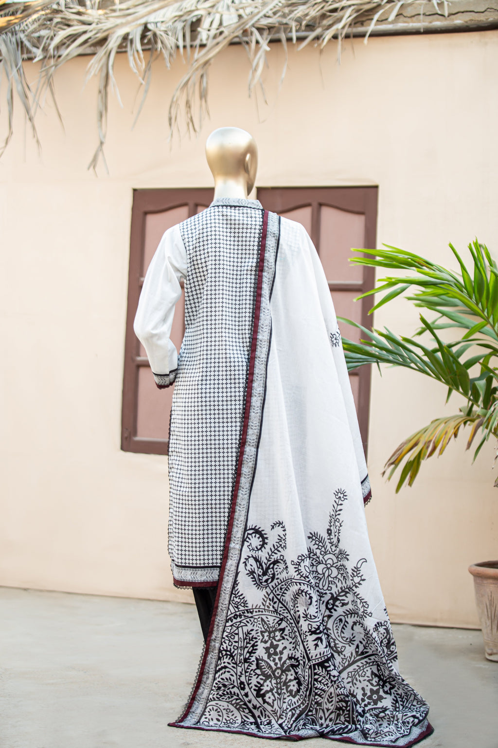 Branded Lawn Suits | 3 Piece Unstitched Printed Cotton Premier Lawn Suit With Printed Dupatta