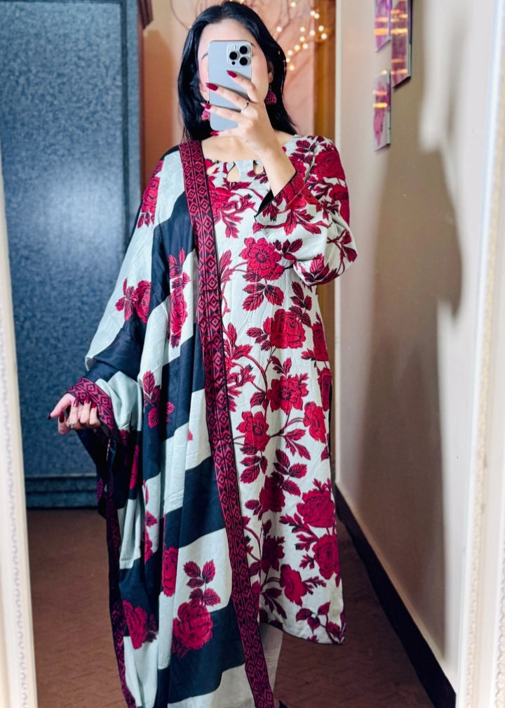 Ladies Lawn Suits | Unstitched Printed Lawn Suit With Printed Lawn Dupatta