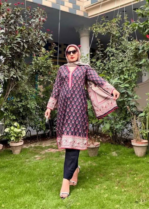 Pakistani Lawn Suits | Unstitched Printed Lawn Suit With Printed Lawn Dupatta